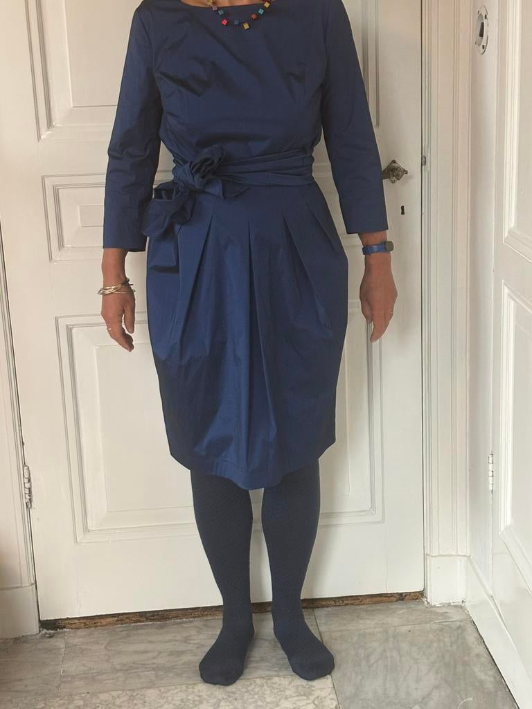 Mooie Moq jurk in nachtblauw maat 40, Kleding | Dames, Jurken, Maat 38/40 (M), Blauw, Ophalen of Verzenden, Zo goed als nieuw