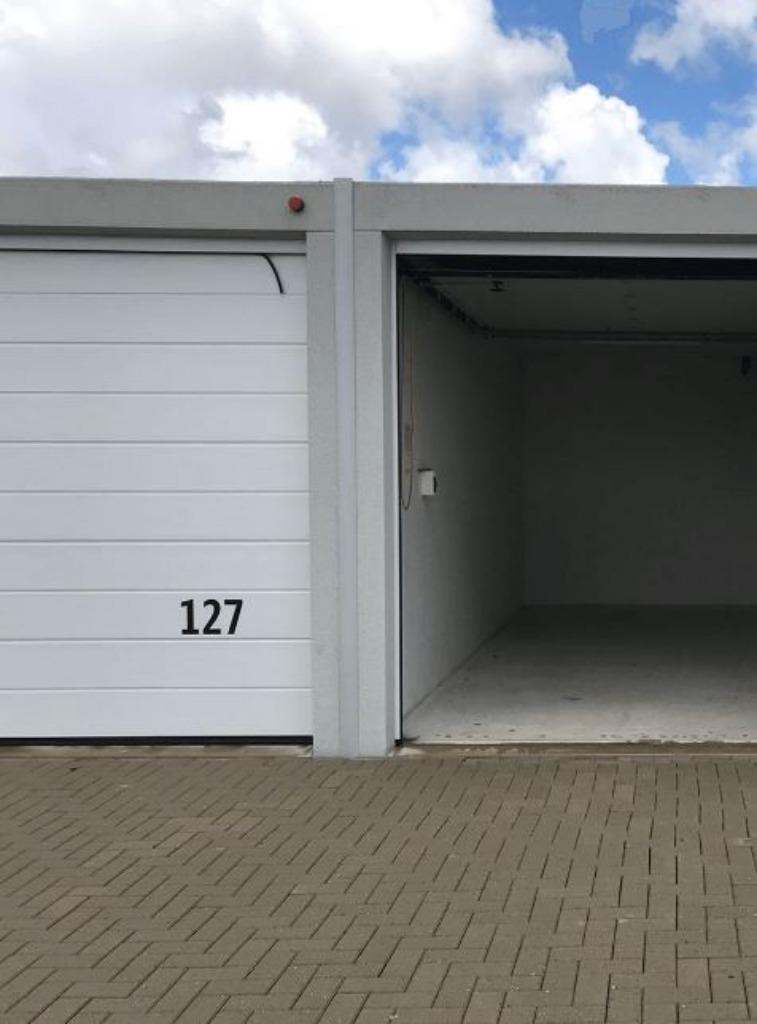 Garagebox te huur in de Waarderpolder te Haarlem, Huizen en Kamers, Garages en Parkeerplaatsen, Noord-Holland