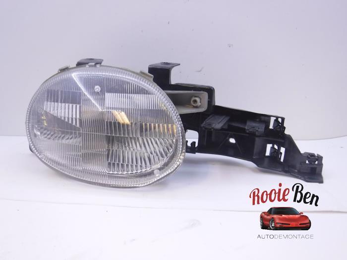 Koplamp rechts van een Chrysler Neon, Auto-onderdelen, Verlichting, Gebruikt, -, Ophalen of Verzenden, -
