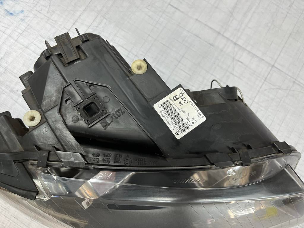 Audi A3 8P Koplamp Rechts + Onderdelen Links 2007, Ophalen, Gebruikt, Audi
