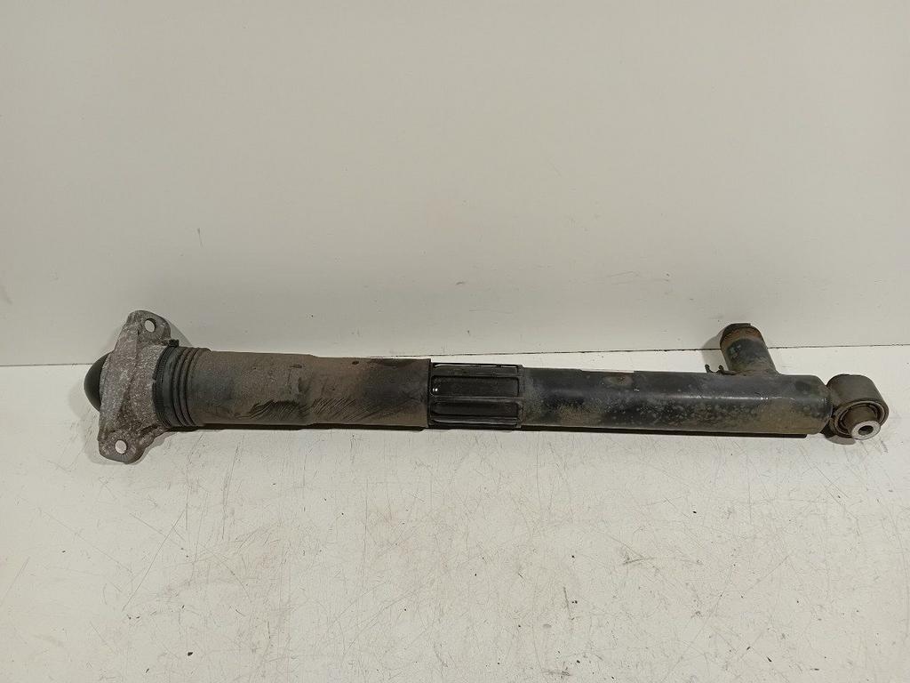 Schokbreker links achter Volkswagen Golf, Onderdelen@venauto.nl, Van der Ven Autorecycling B.V., Gebruikt, Ettenseweg 76, 4706 PB Roosendaal, The Netherlands