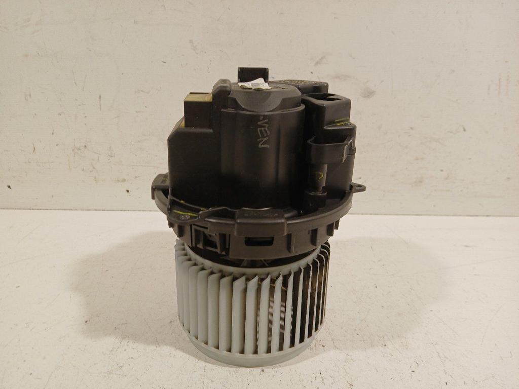 Kachel ventilator motor Renault Clio, Onderdelen@venauto.nl, Van der Ven Autorecycling B.V., Gebruikt, Ettenseweg 76, 4706 PB Roosendaal, The Netherlands