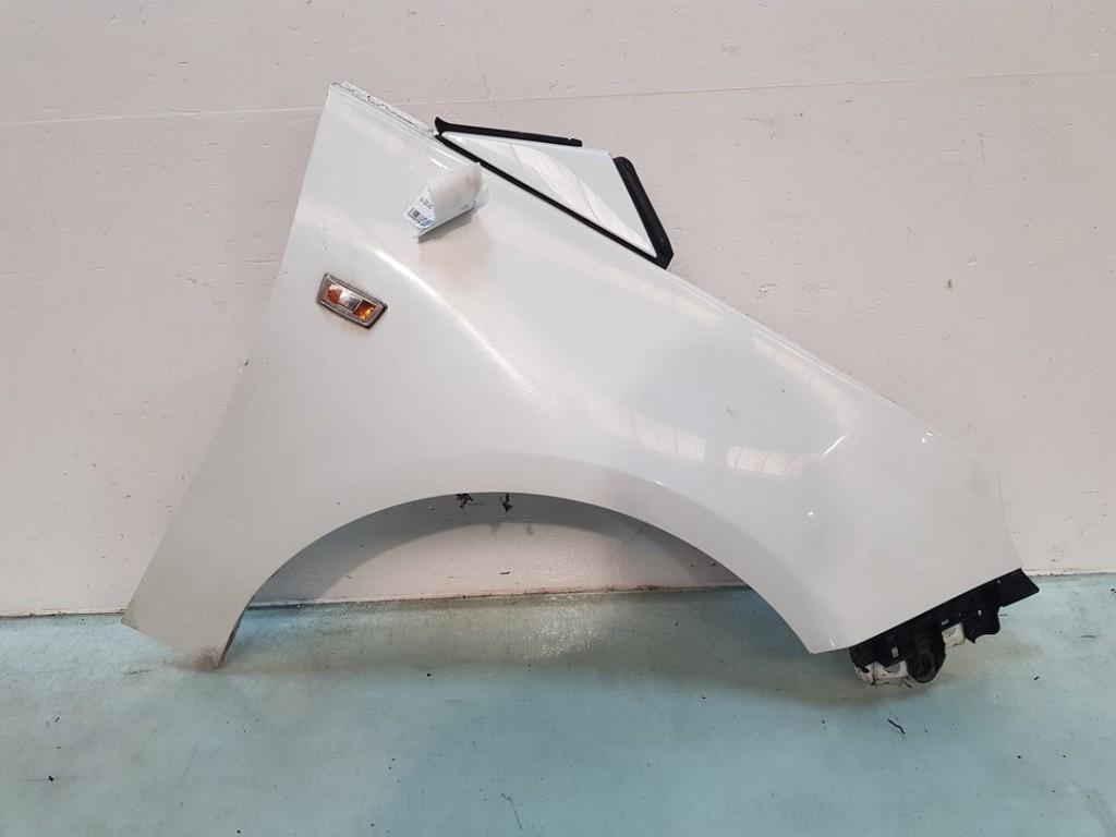 Spatbord Rechts Voor Opel Adam (2012-10/..) |13357545|, Auto-onderdelen, Gebruikt, Bahnhofsplatz, Rüsselsheim am Main 65423, , Duitsland