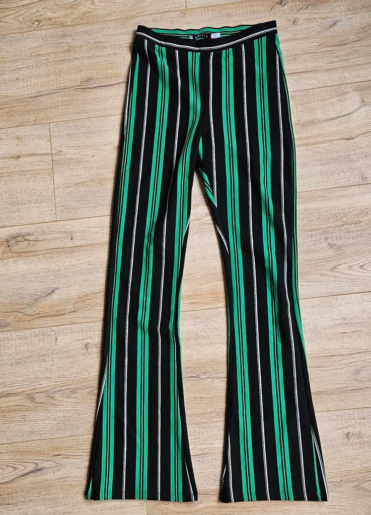 Flared broek costes maat s, Kleding | Dames, Broeken en Pantalons, Zwart, Ophalen of Verzenden, Zo goed als nieuw, Maat 36 (S)
