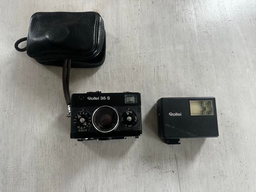 Rollei 35 S Camera met Flitser & UV Lens + Hoes + batterij, Ophalen of Verzenden, Zo goed als nieuw, Compact, Overige Merken