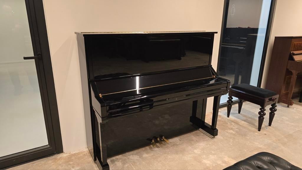 Zo goed als nieuwe piano Yamaha U3 Bouwjaar 2010, Muziek en Instrumenten, Piano's, Ophalen, Zo goed als nieuw, Zwart