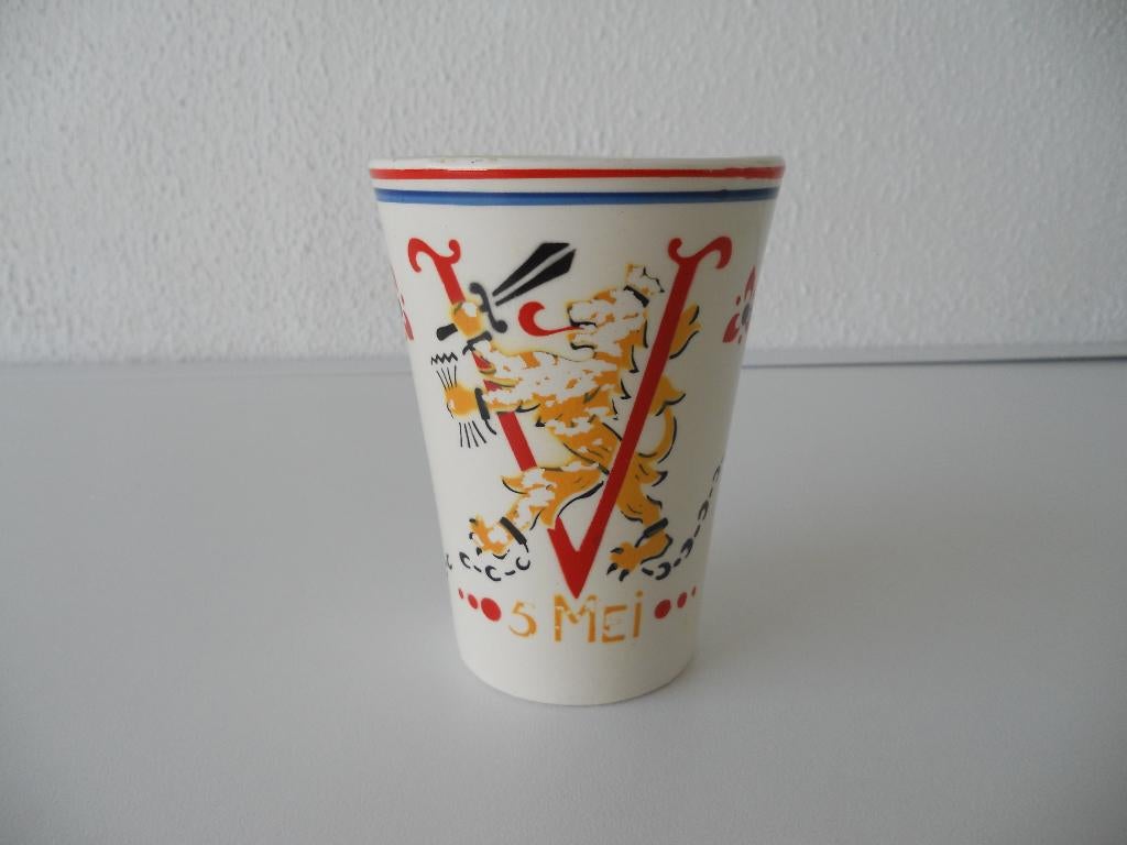 Societe Ceramique herinneringsbeker, Antiek en Kunst, Ophalen of Verzenden