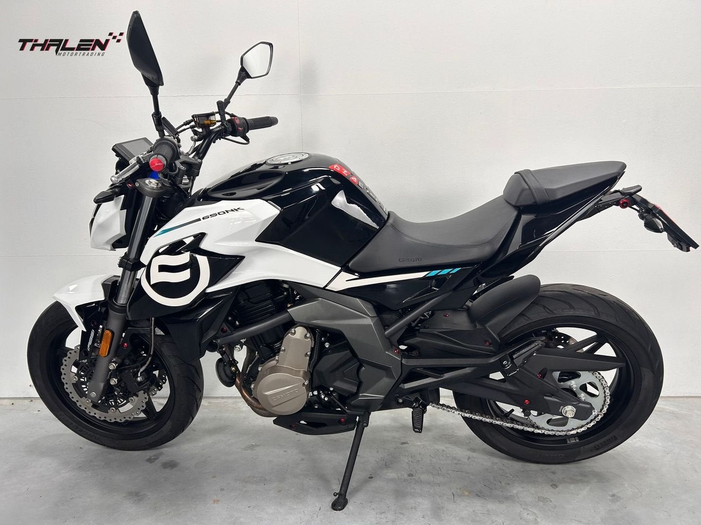 CFMOTO CF 650 NK (bj 2022) km3400 (ER6N ER6 MT07 CB650), Bedrijf, Onbekend, Meer dan 35 kW, Onbekend