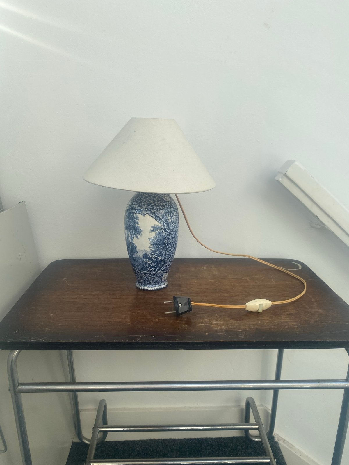 Vintage Villeroy & Boch Tafellamp - Blauw/Wit, Huis en Inrichting, Gebruikt, Keramiek, E27 (groot), Met kap