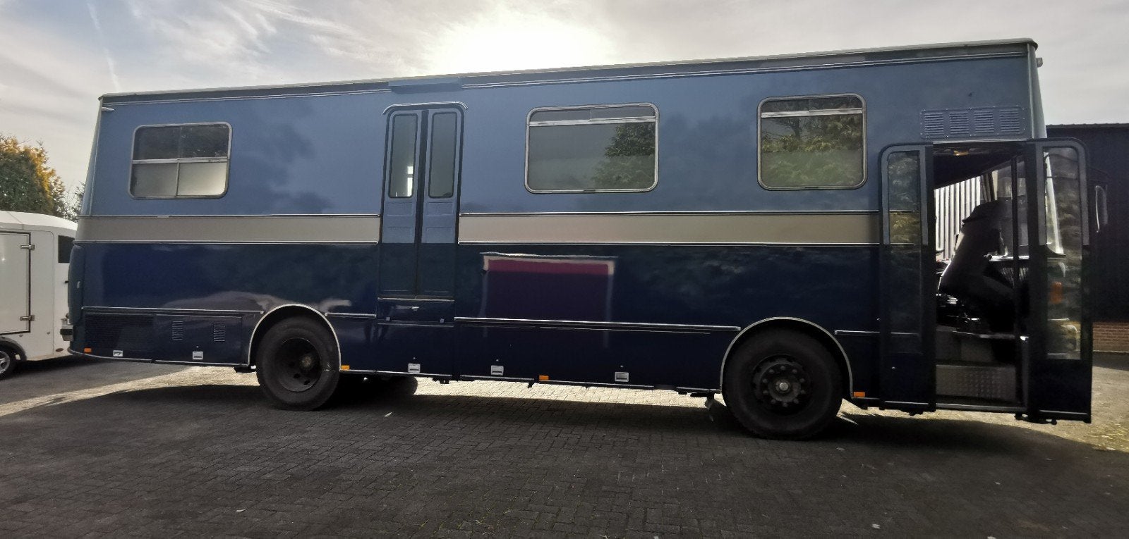 Setra MAN mobiel medisch, foto 4