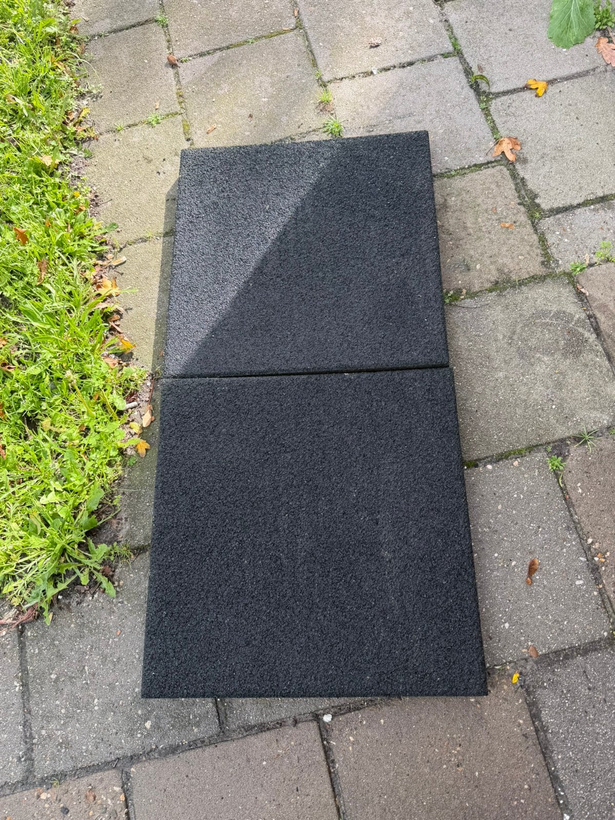 Rubberen tegels ca 50x50x4,5 speeltoestel stal ed ruim 20m2, Ophalen, Gebruikt, Rubber, 10 m² of meer