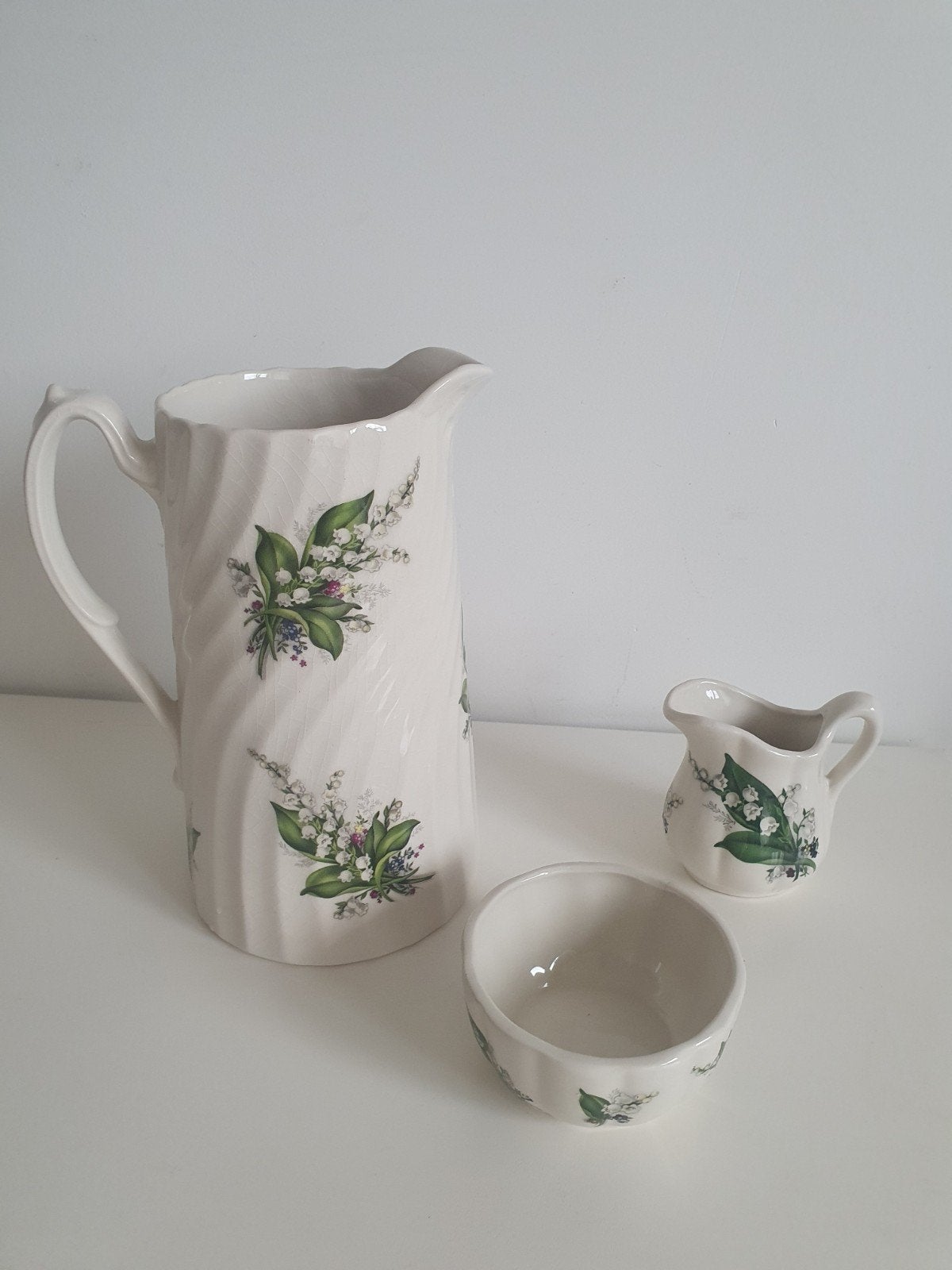 Vintage Meander, lelie van dalen 3 servies, Huis en Inrichting, Ophalen of Verzenden, Porselein, Overige stijlen, Overige typen