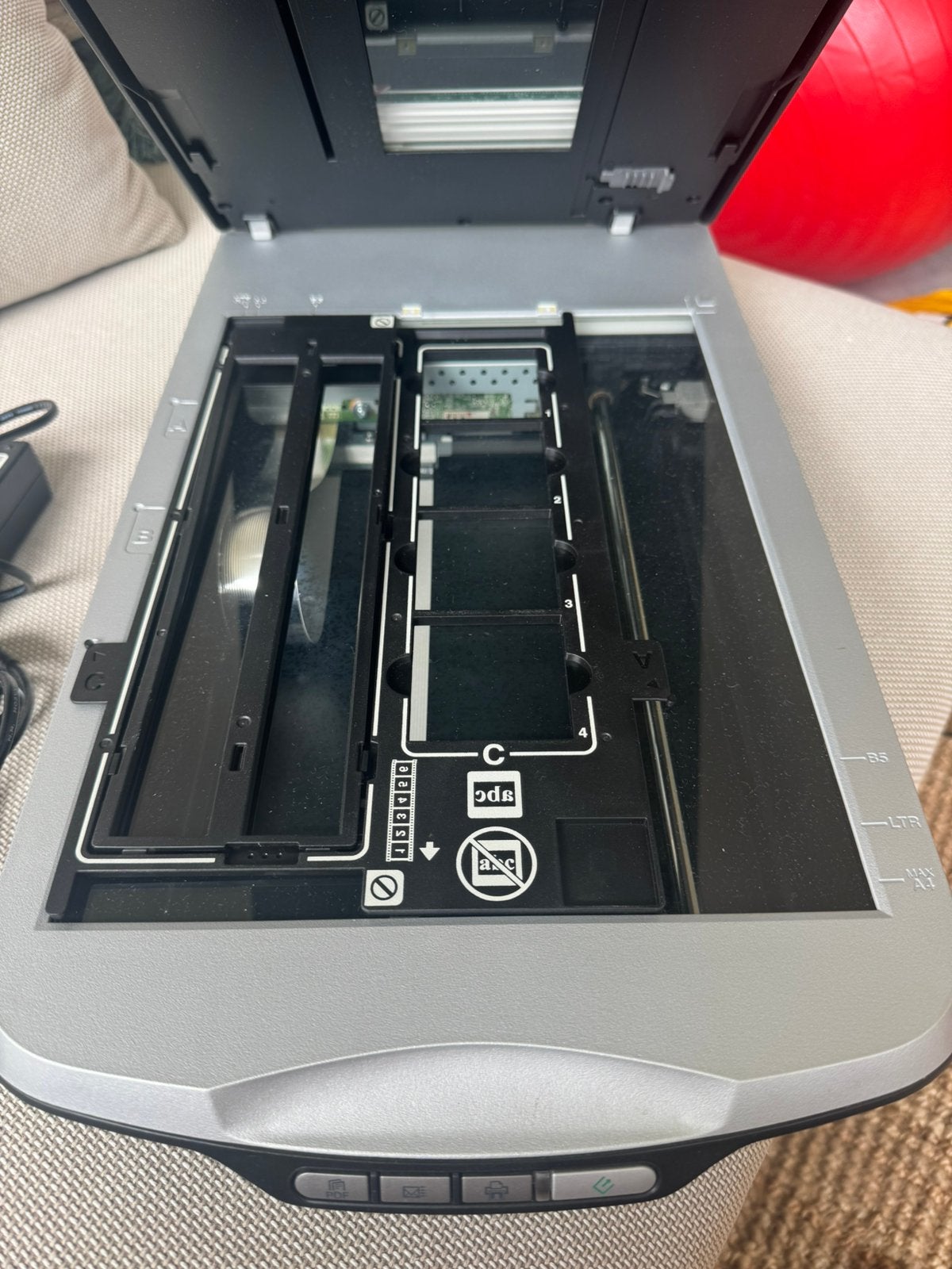 Epson V500 PHOTO, Computers en Software, Scanners, Ophalen, Gebruikt, Fotoscanner