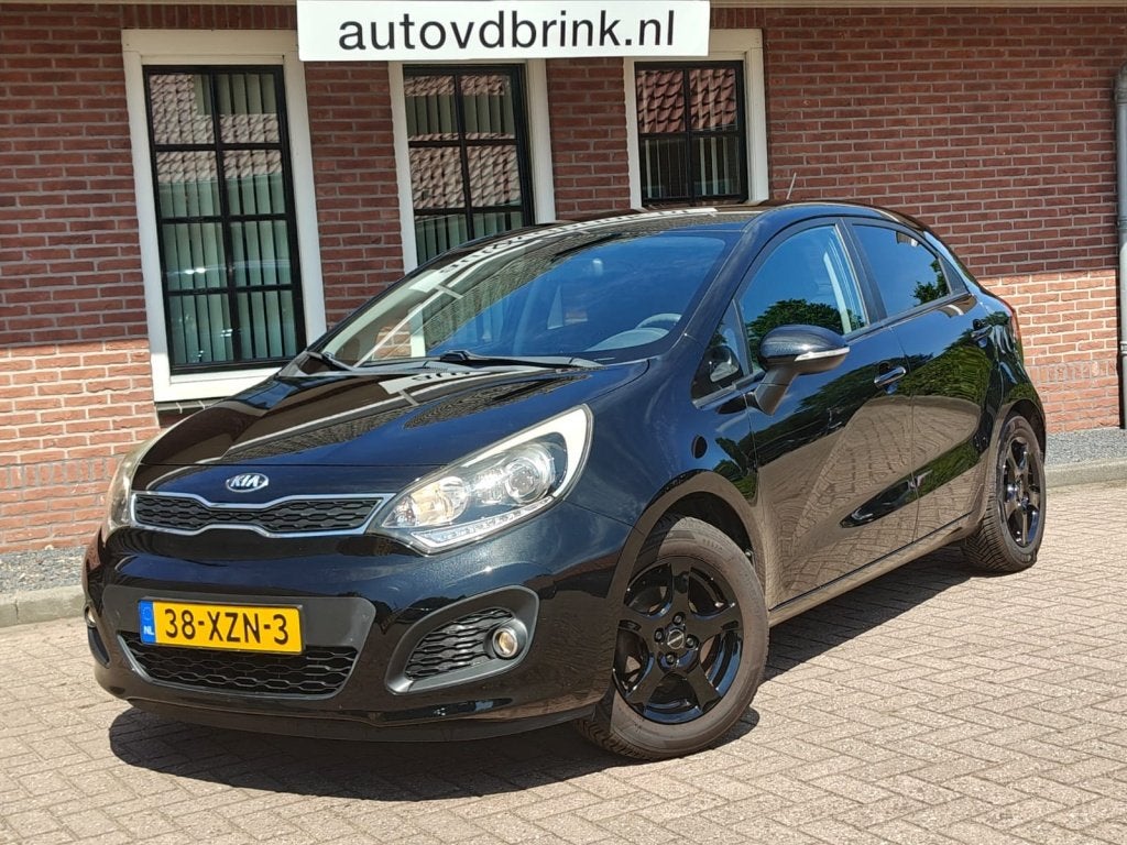 Kia Rio 1.2 CVVT Plus Pack, AIRCO / NETTE AUTO (bj 2013), Auto's, Euro 5, 4 cilinders, Zwart, Origineel Nederlands