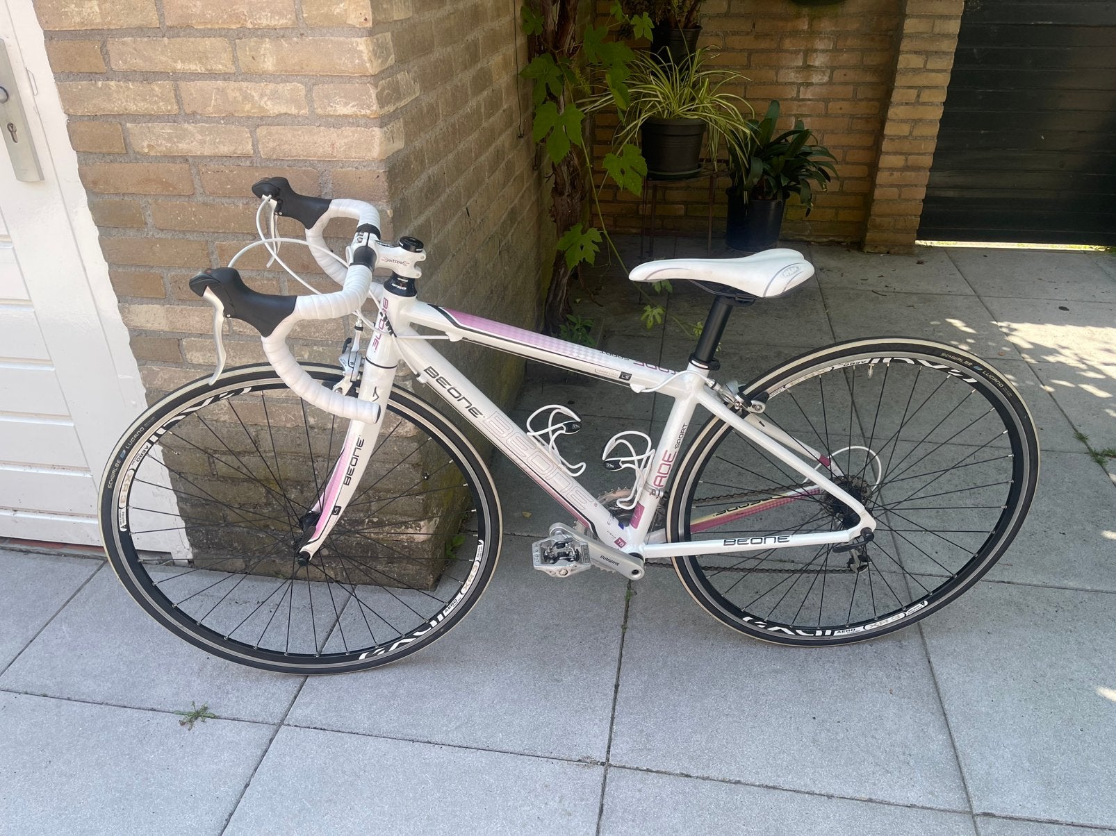 Racefiets BeOne Jade Sport Ladies Series, 28 inch, Velgrem, Aluminium, Minder dan 49 cm