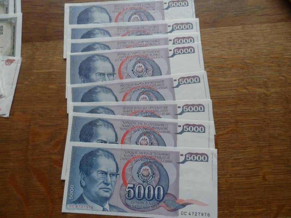 Joegoslavië 8 x 5000 dinar, Ophalen of Verzenden, Joegoslavië