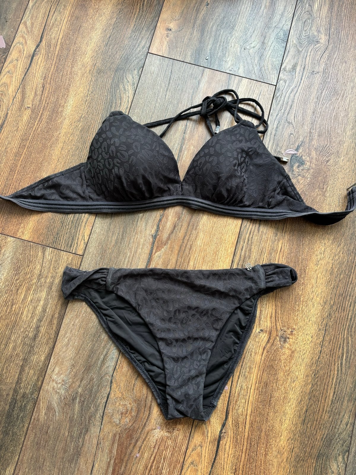 Beachlife bikini, zwart met luipaardprint, Kleding | Dames, Badmode en Zwemkleding, Ophalen of Verzenden, Zo goed als nieuw, Zwart