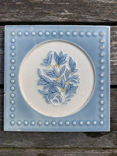 art nouveau tegel Faience Boufflioux, Ophalen of Verzenden