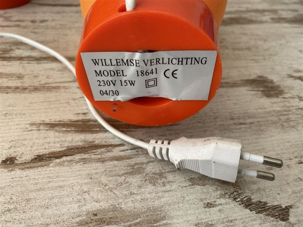 Oranje kegellamp Willemse verlichting 2 stuks [1337], Oranje, Verzenden, Zo goed als nieuw, Design