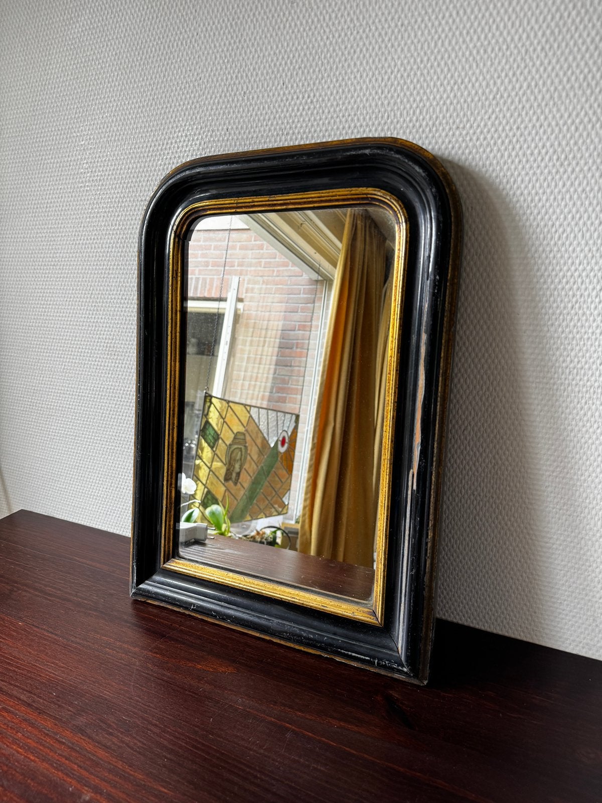 Antieke Zwarte Franse Louis Philippe Boogspiegel, 53 cm, Antiek en Kunst, Antiek | Spiegels, Ophalen of Verzenden, Overige vormen