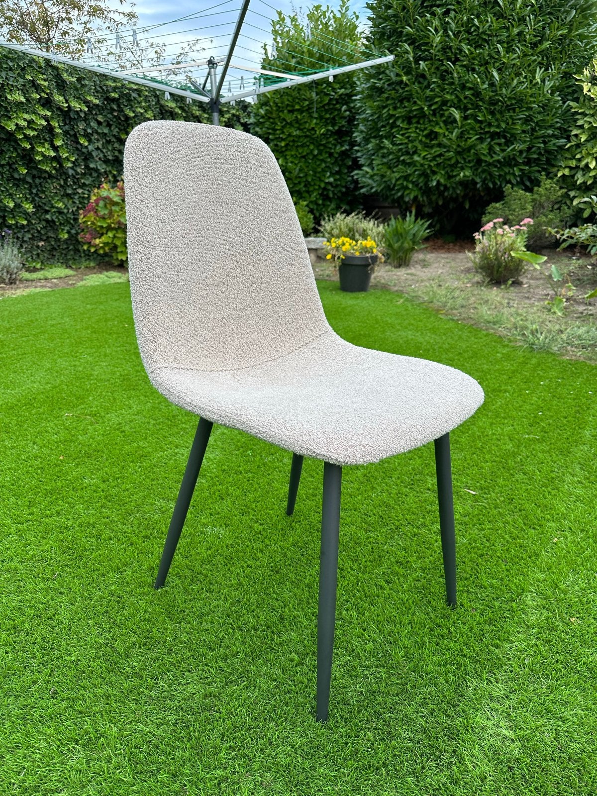 Moderne Bouclé Eetkamerstoel - NIEUW, Huis en Inrichting, Stoelen, Ophalen, Overige kleuren, Nieuw, Stof