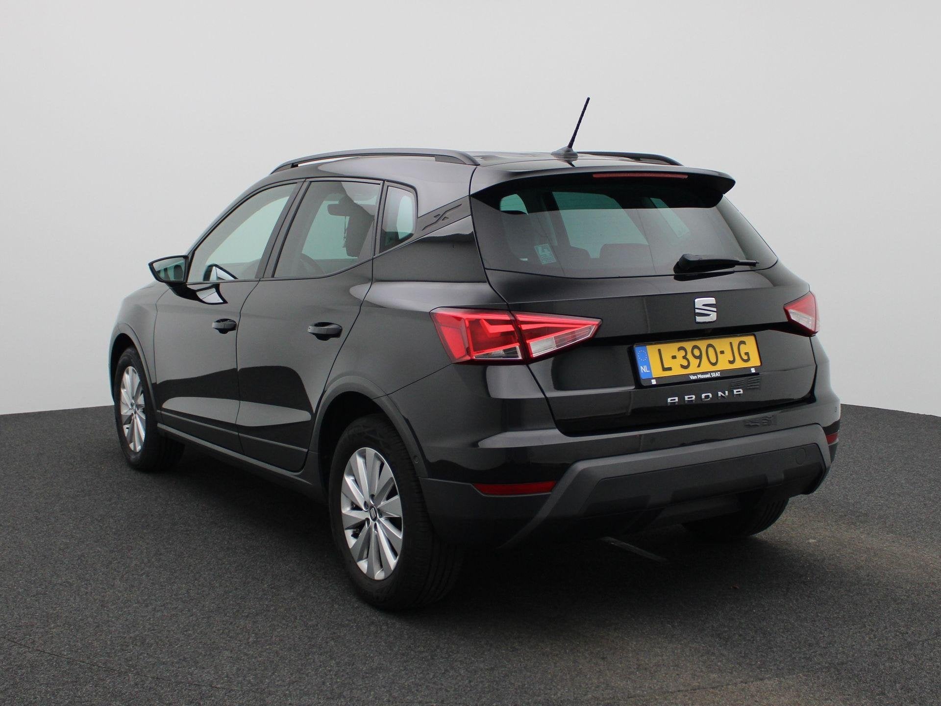SEAT Arona 1.0 TSI Business Intense | ACHTERUITRIJCAMERA | P, Auto's, 12 maanden, Stof, Gebruikt, Zwart