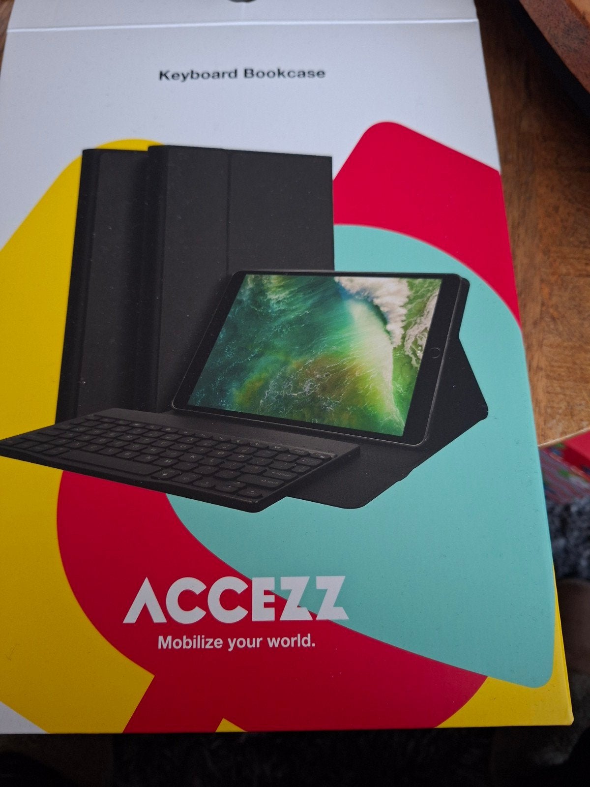 Hoes voor Samsung Tab S9 FE met qwerty toetsenbord, Ophalen of Verzenden, Nieuw, Samsung Tab S9 FE, Bescherming voor- en achterkant