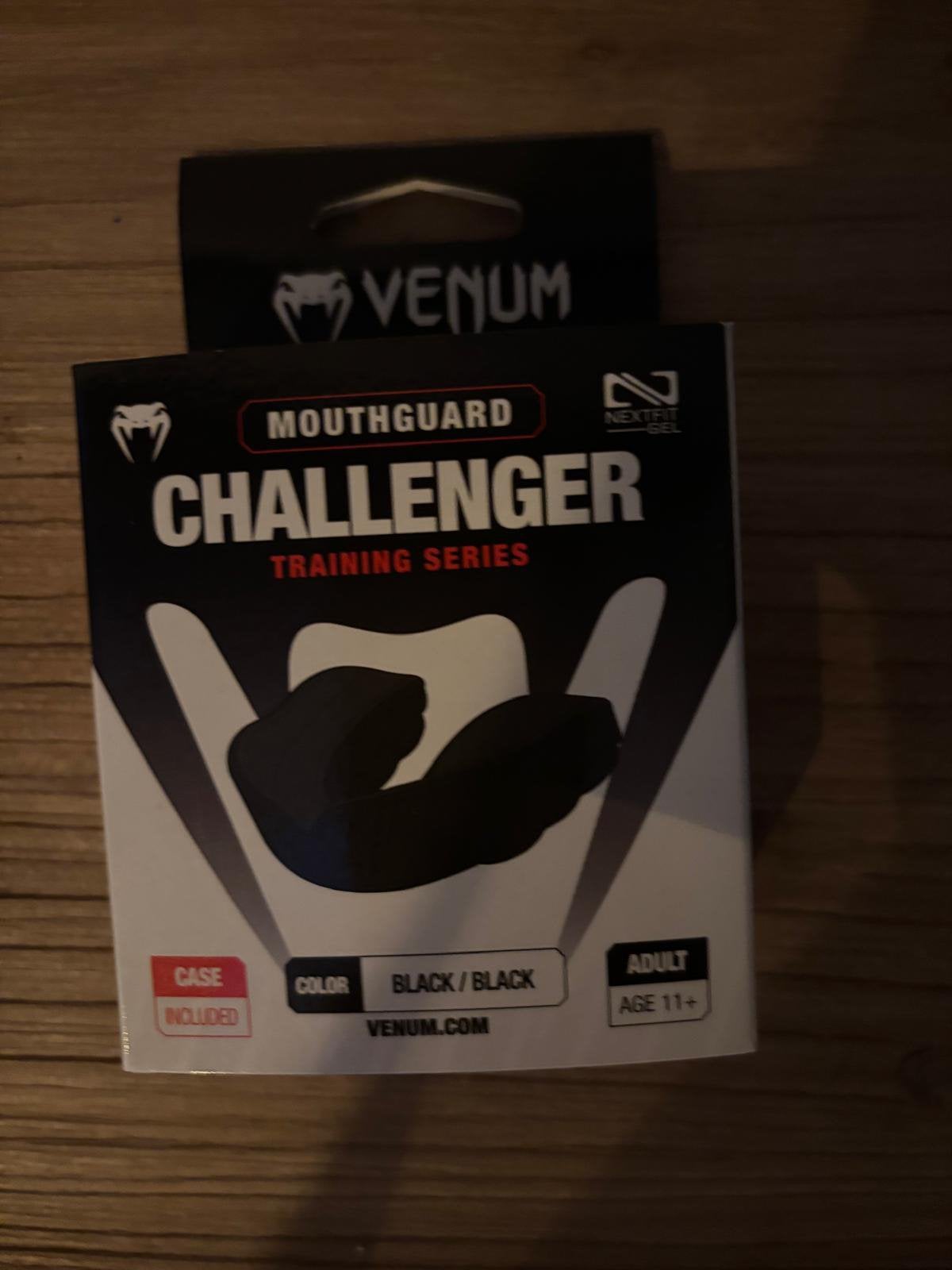 Venum challenger gel bitje volwassenen, Sport en Fitness, Boksen, Ophalen, Nieuw