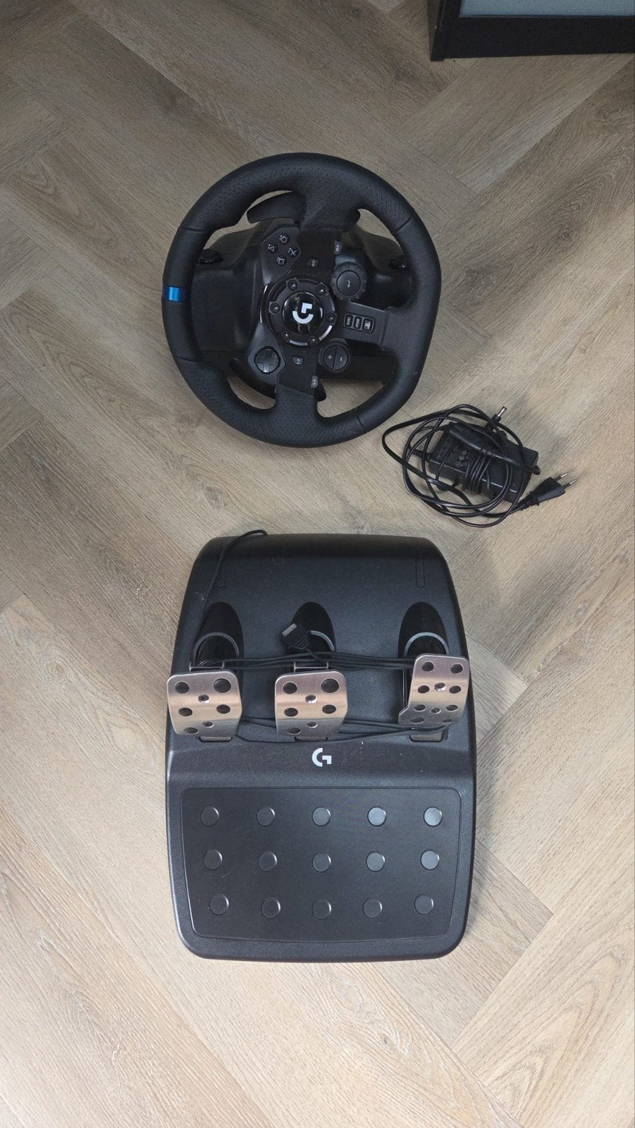 Logitech G29 racestuur met pedalen - Realistisch racegevoel, Logitech, Ophalen, Gebruikt, Racestuur