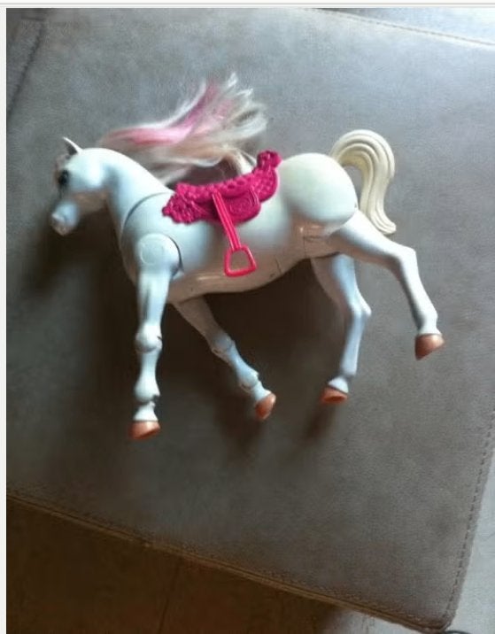 Uni Corn paard op batterij wit geluid & beweging L 30 cm, Overige karakters, Ophalen of Verzenden, Zo goed als nieuw, Paard