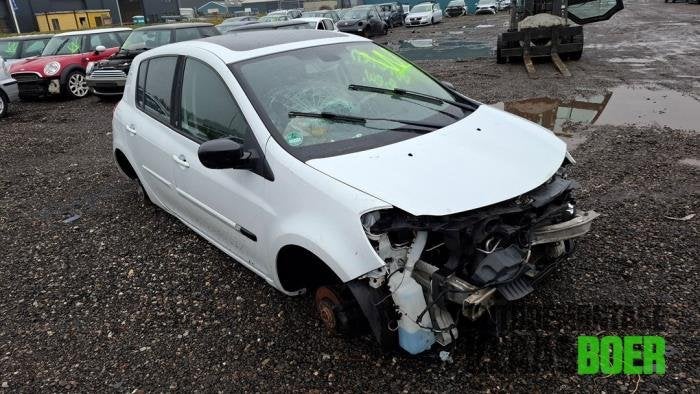 Scherm rechts-voor van een Renault Clio, Gebruikt, -, Renault, -