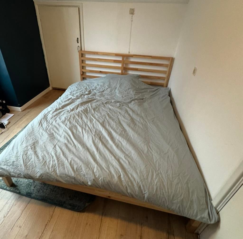 Ikea Tarva bed 160x200 inclusief Luroy lattenbomdems, Ophalen, Bruin, Tweepersoons, Zo goed als nieuw