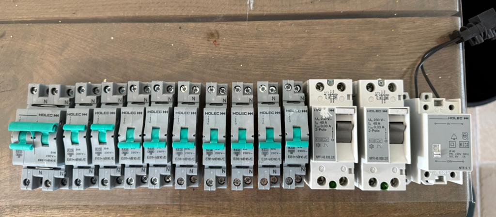 Holec automaten B16, Ophalen of Verzenden, Zo goed als nieuw