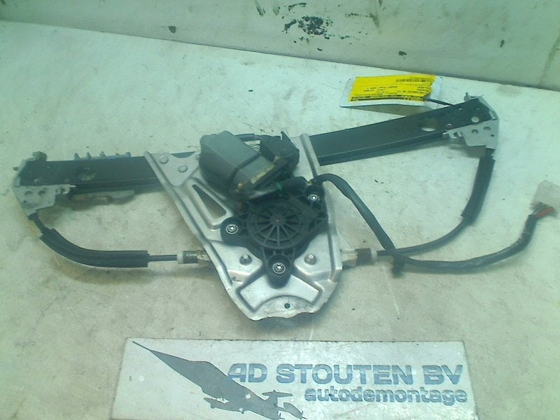 Raammechaniek Elek Links Achter +motor S (W220) 2000, Gebruikt, Mercedes-Benz AG, Mercedes-Benz, Mercedesstraße 120, Stuttgart 70372, , Duitsland