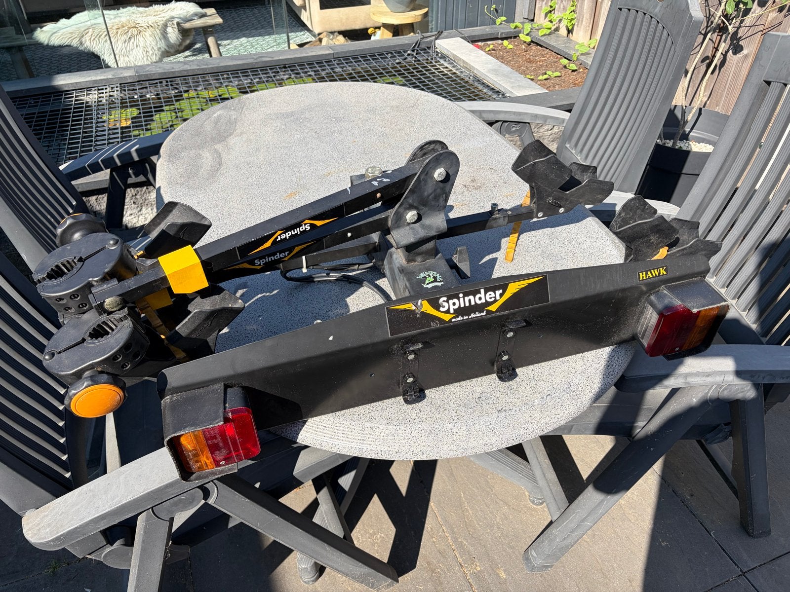 Kantelbare Spinder Hawk fietsendrager met montagesleutel, Ophalen, 2 fietsen, Gebruikt, Trekhaakdrager