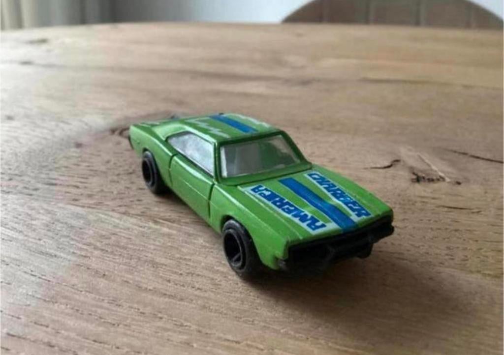 Dodge Charger groen – merk onbekend – schaal ca. 1:60, Ophalen of Verzenden, Zo goed als nieuw, Auto