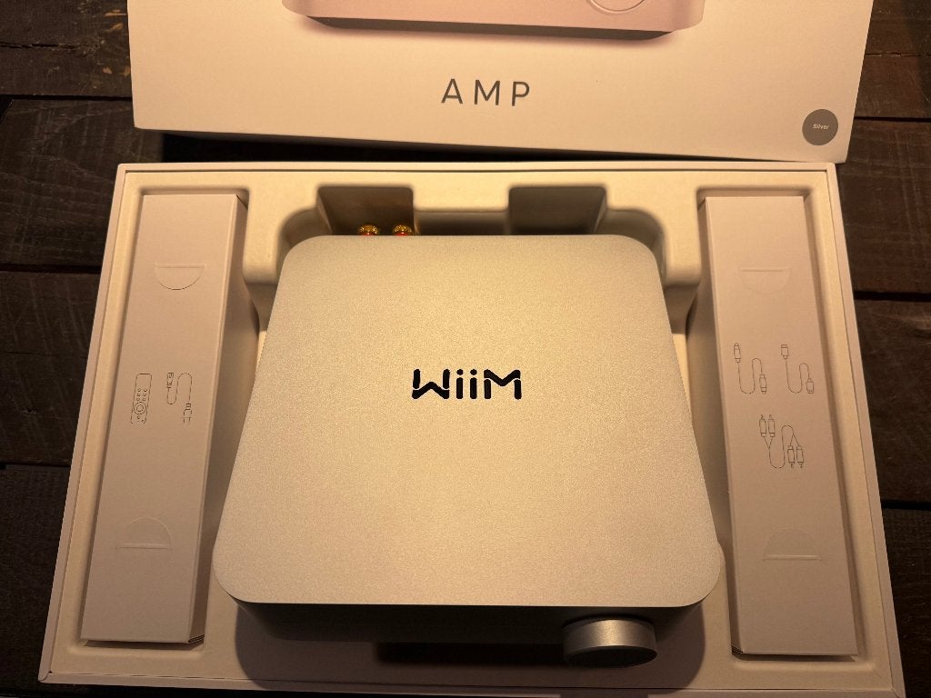 Foto 6 van Wiim Amp zilver versterker met Audio Streamer