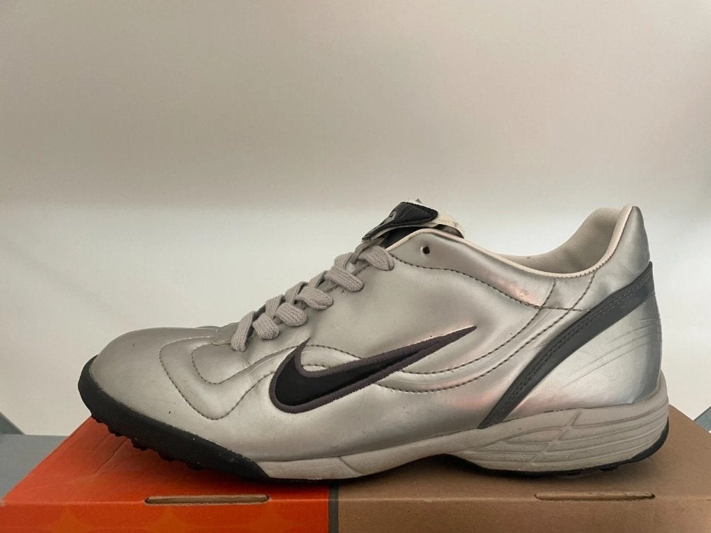 bnib nike mercurial r9 match mercurial vapor indoor turf tra, Gebruikt, Maat XS of kleiner, Schoenen, Ophalen of Verzenden