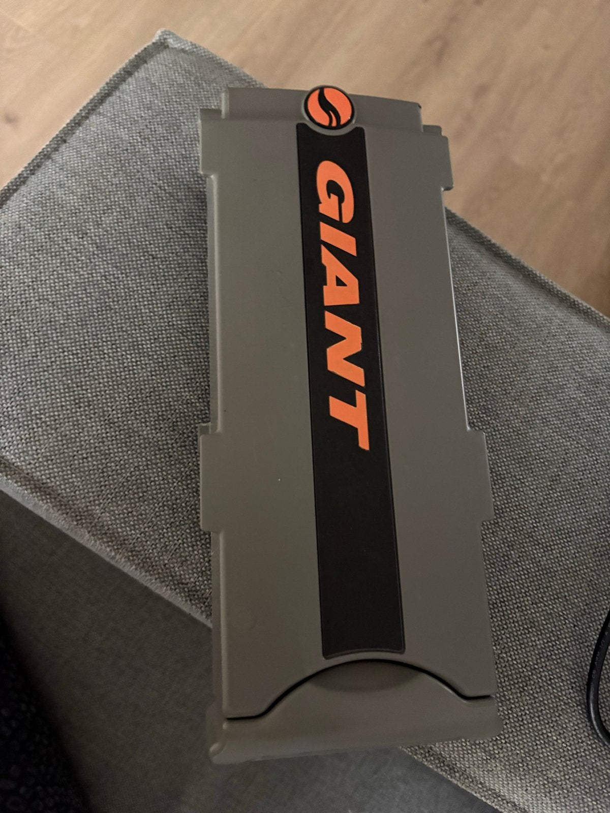 Giant elektrische fiets oplader en batterij, Ophalen, Gebruikt