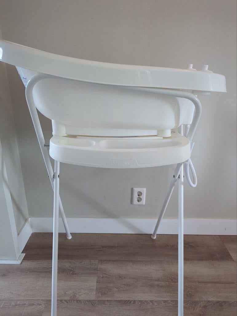 Baby badje met standaard en inlegzitje, Gebruikt, Badje, Standaard, Ophalen
