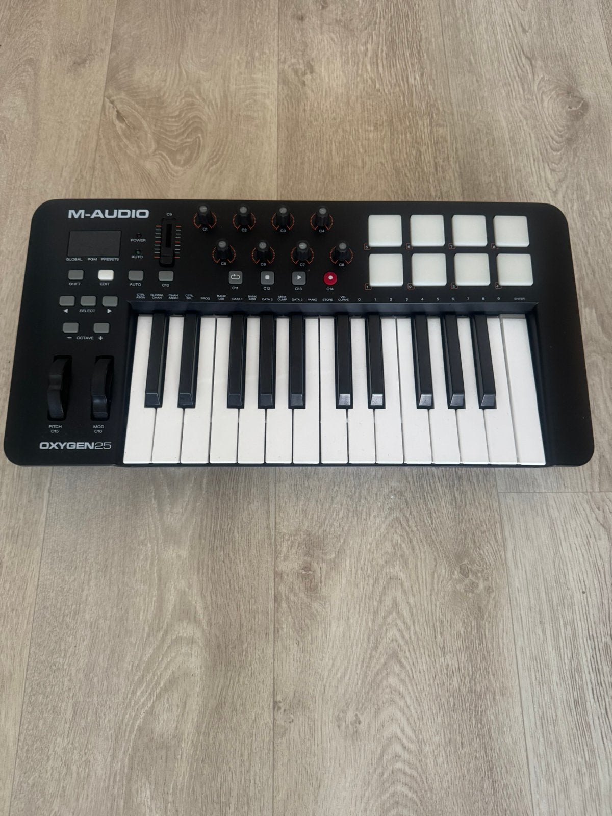 M-Audio Oxigen 25 Midi keyboard, Muziek en Instrumenten, Midi-apparatuur, Ophalen of Verzenden, Zo goed als nieuw