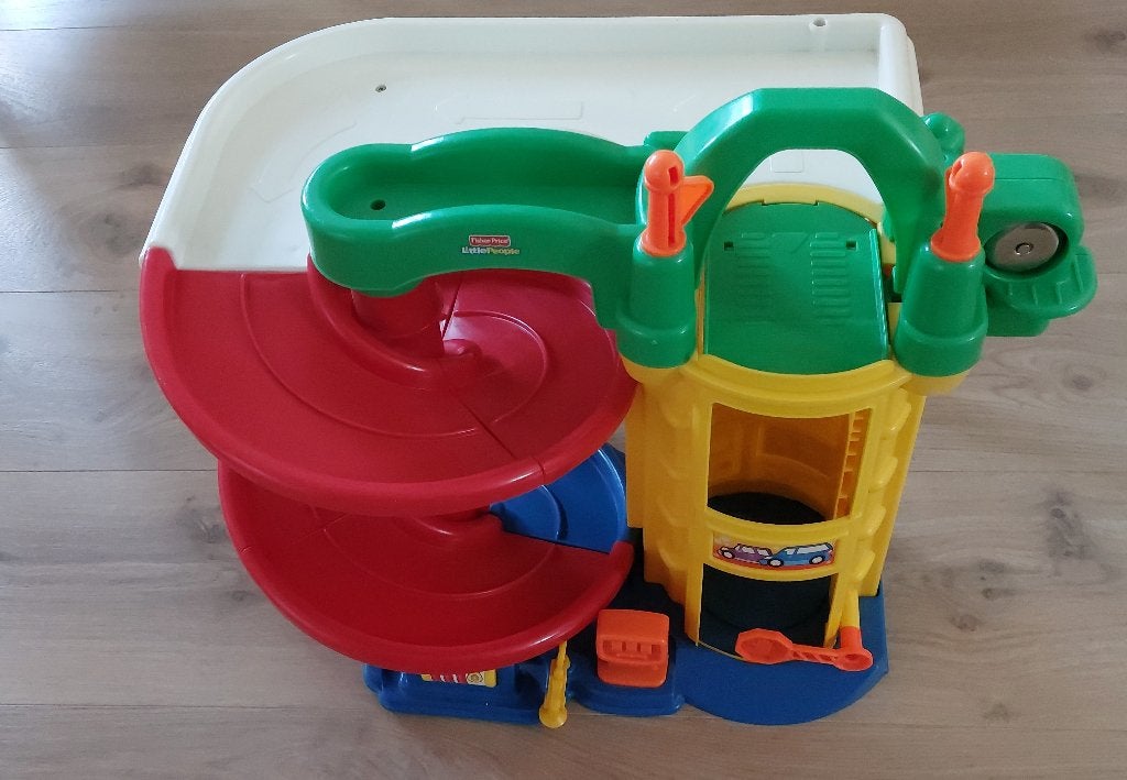 Garage, Kinderen en Baby's, Speelgoed | Houten speelgoed, Ophalen, Gebruikt, Overige typen