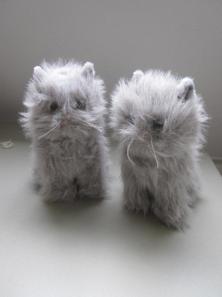 Pets2Cuddle TCCGlobal grijs pluche langharige poes knuffel, Ophalen of Verzenden, Nieuw