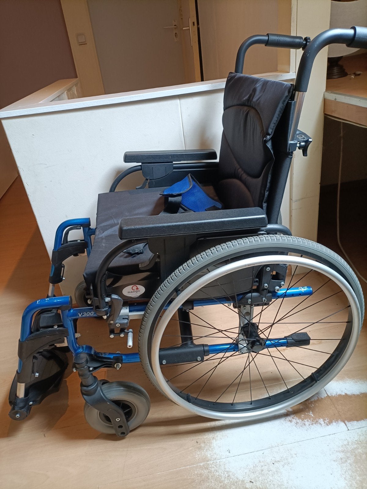 Vermeiren V300 DL rolstoel, Diversen, Rolstoelen, Ophalen, Zo goed als nieuw, Duwrolstoel