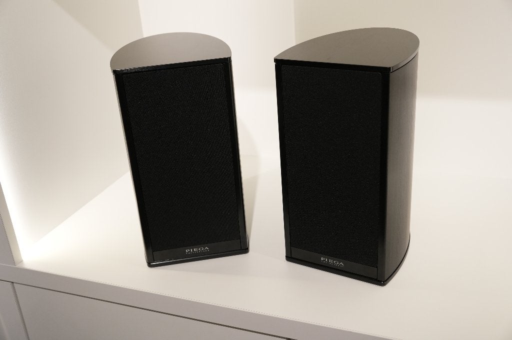 Piega Premium 301 gen1 speakers luidsprekers, zwart, Ex-Demo, Audio, Tv en Foto, Overige merken, Gebruikt, 120 tot 150 watt, Ophalen of Verzenden