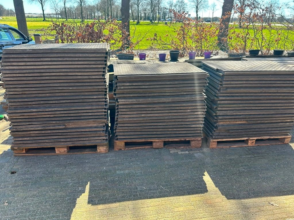 B-keus; kunststof rijplaat 120x80x3,8 cm, Doe-het-zelf en Verbouw, Platen en Panelen, Ophalen, Gebruikt, Overige materialen, 20 tot 50 mm