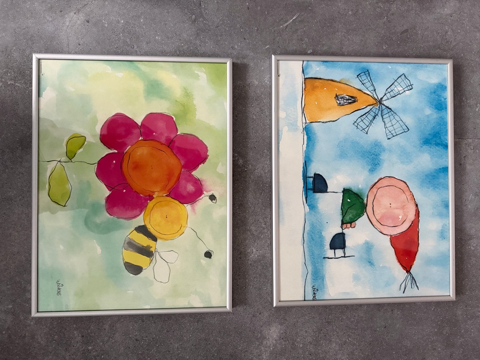 Set van 2 vrolijke aquarel schilderijen met lijst, Ophalen, Minder dan 50 cm, Schilderij