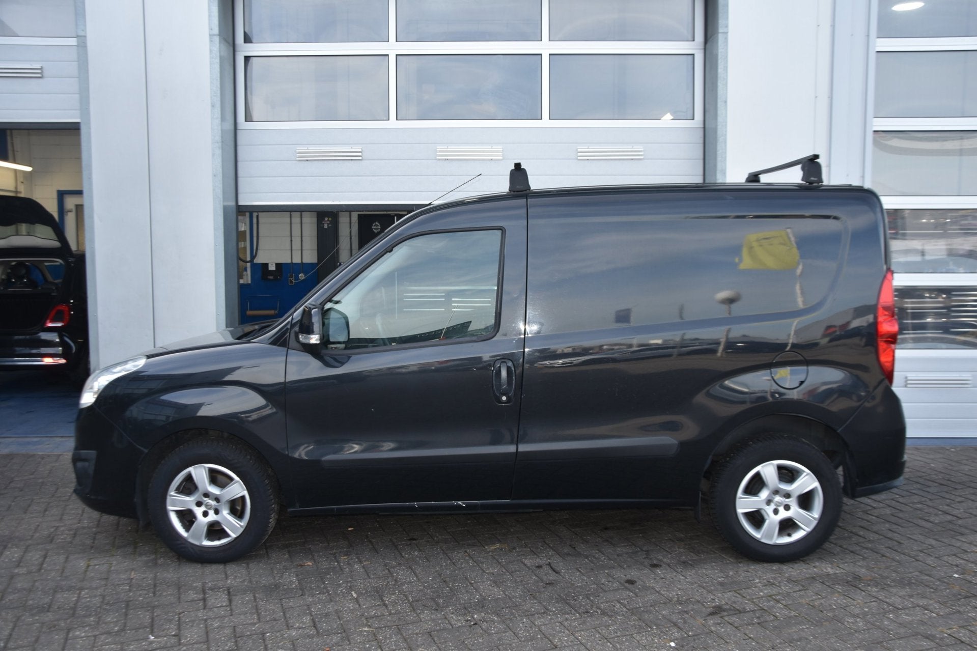 Opel Combo 1.6 CDTi 105PK Sport | Airco | Cruise | PDC | Sto, Voorwielaandrijving, Stof, Gebruikt, 4 cilinders