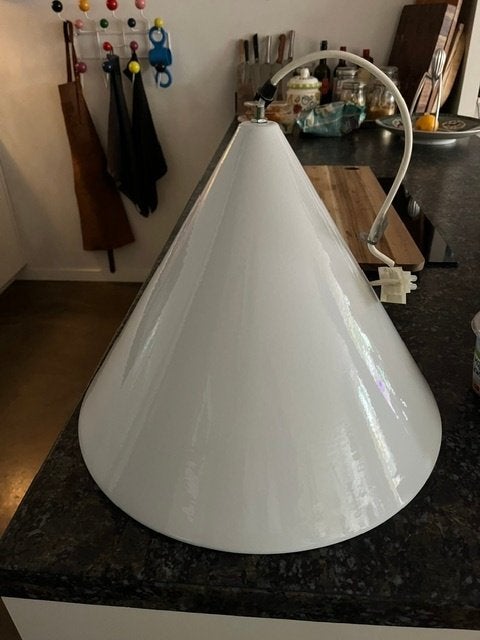 Vintage design Arne Jacobsen Emaille Cone lamp, Ophalen, Gebruikt, Metaal, Poulsen flos oluce martinelli gispen deens artifort leolux