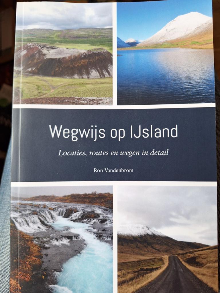 Wegwijs op IJsland, Ron Vandenbrom

ZGAN, Boeken, Reisgidsen, Overige merken, Europa, Ophalen of Verzenden, Zo goed als nieuw